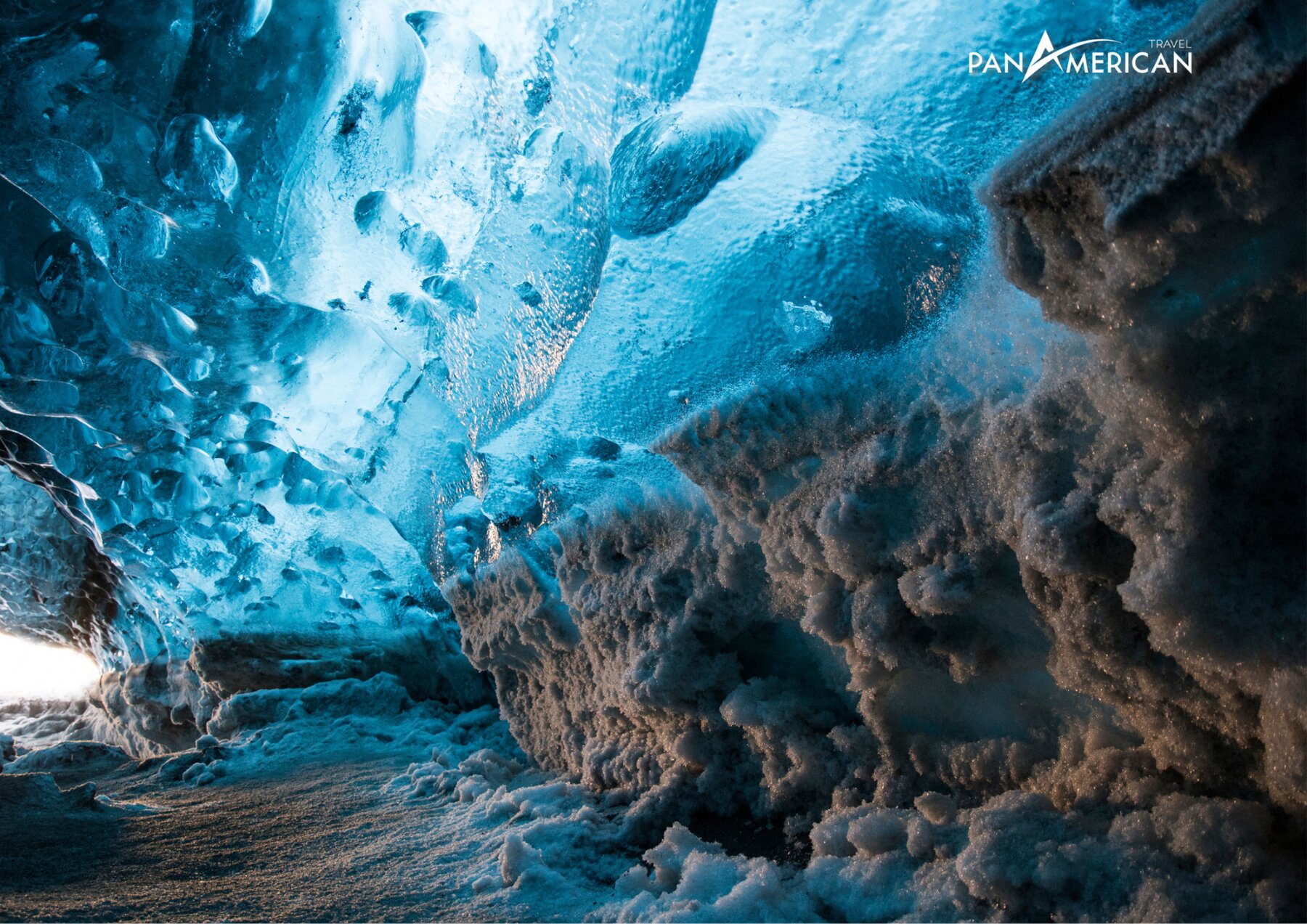 Hang động băng Glacier Cave