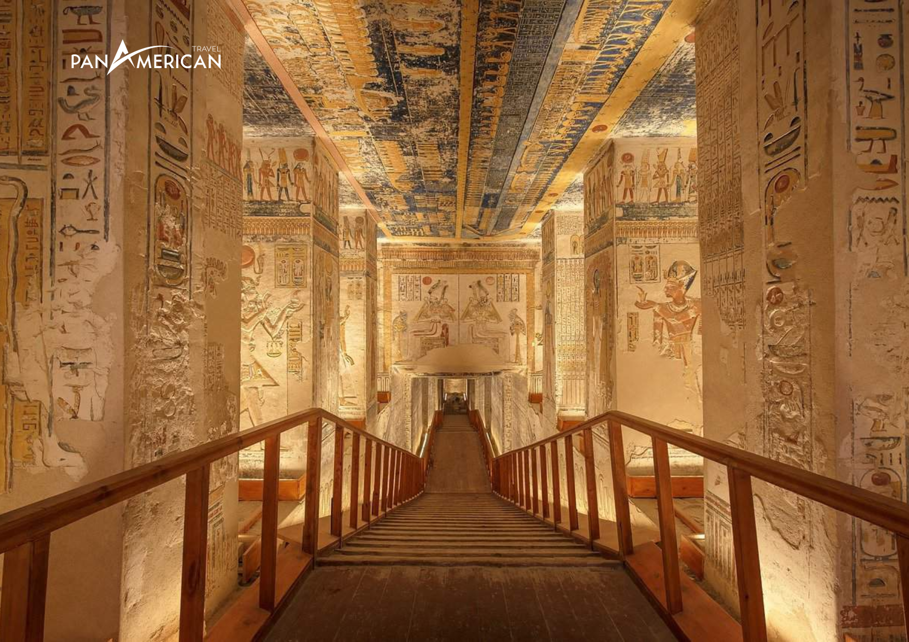 Không gian rộng lớn bên trong làng cổ Pharaonic