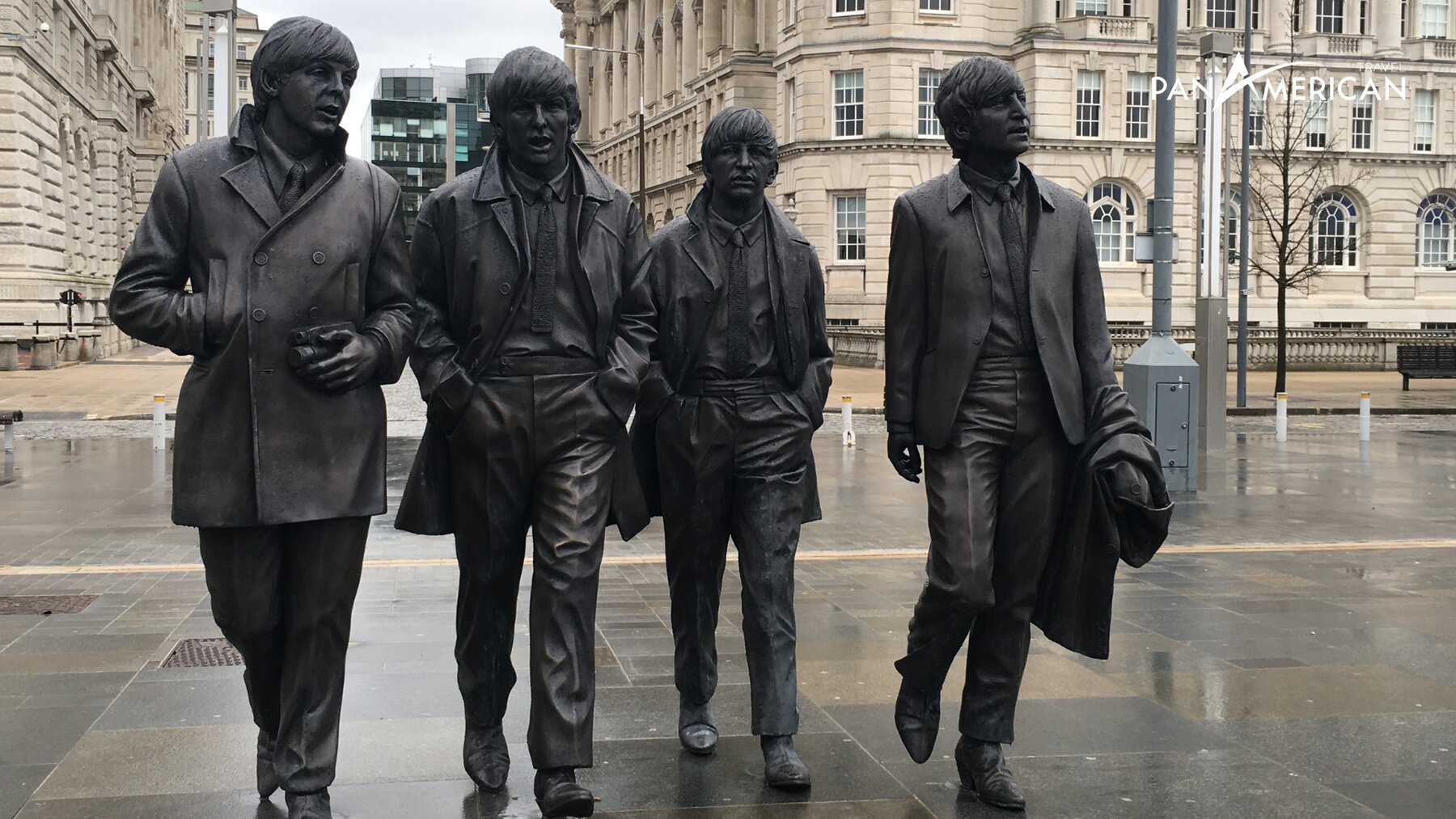 Tượng nhóm The Beatles ở Liverpool