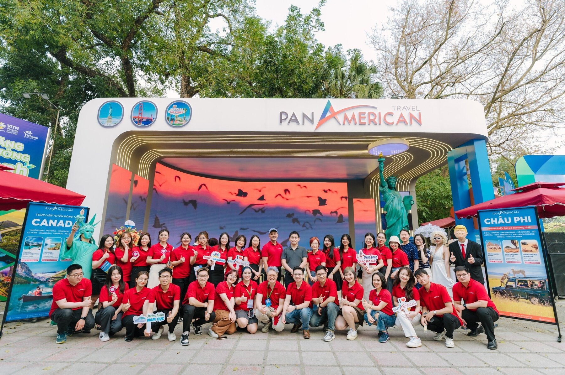 Đội ngũ của Pan American Travel