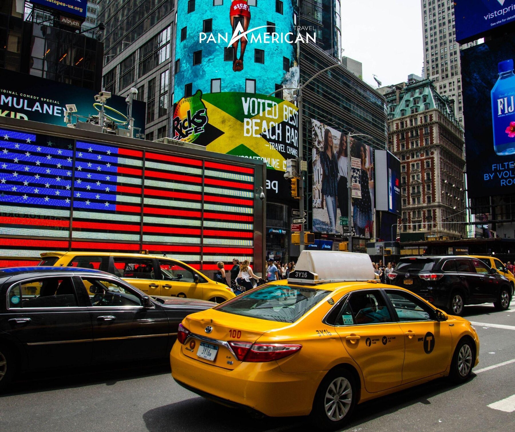 Taxi vàng đặc trưng ở New York